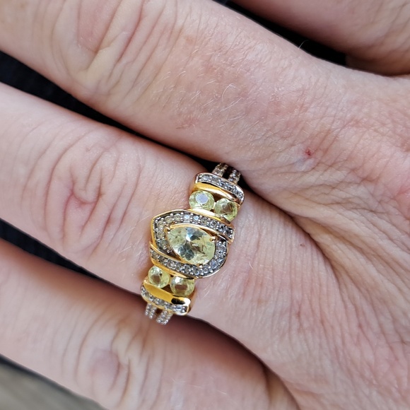 Rare Natural Chrysoberyl and White Zircon Ring - Picture 5 of 7